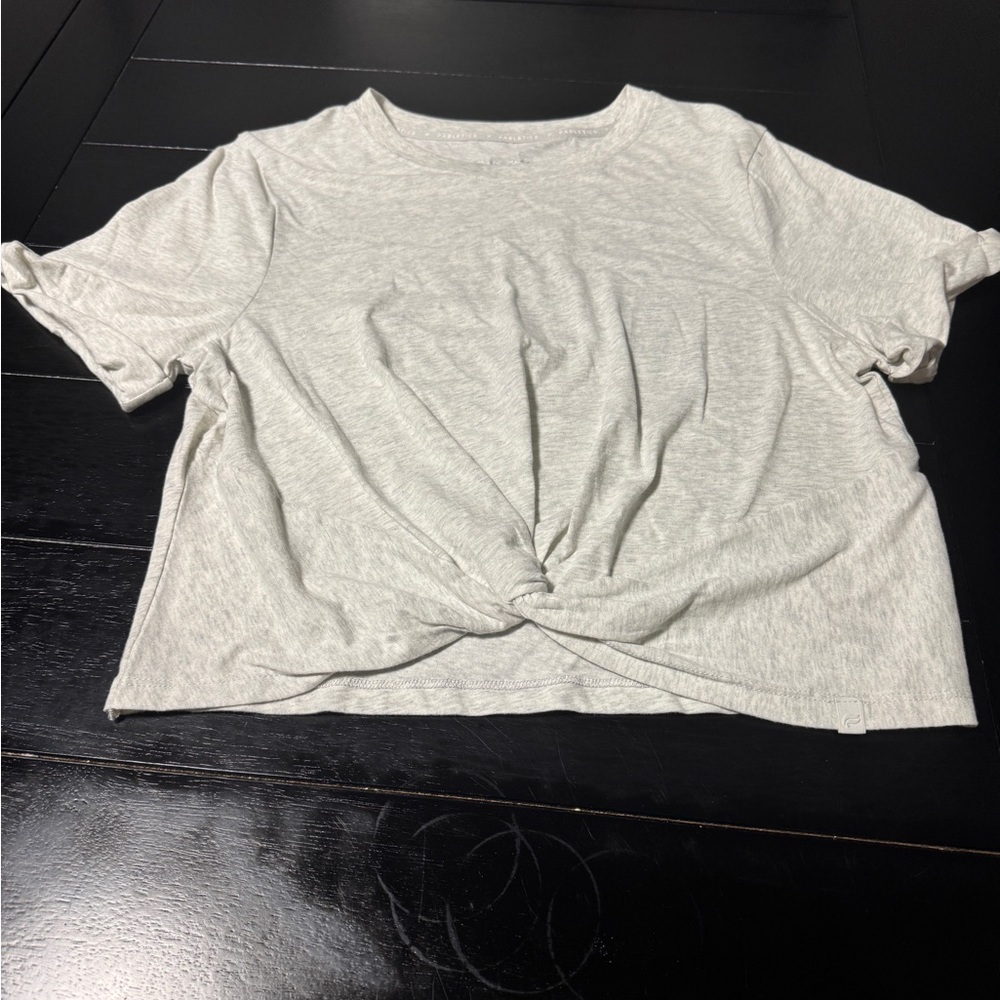 Fabletics Light Gray Knotted Tee size medium
